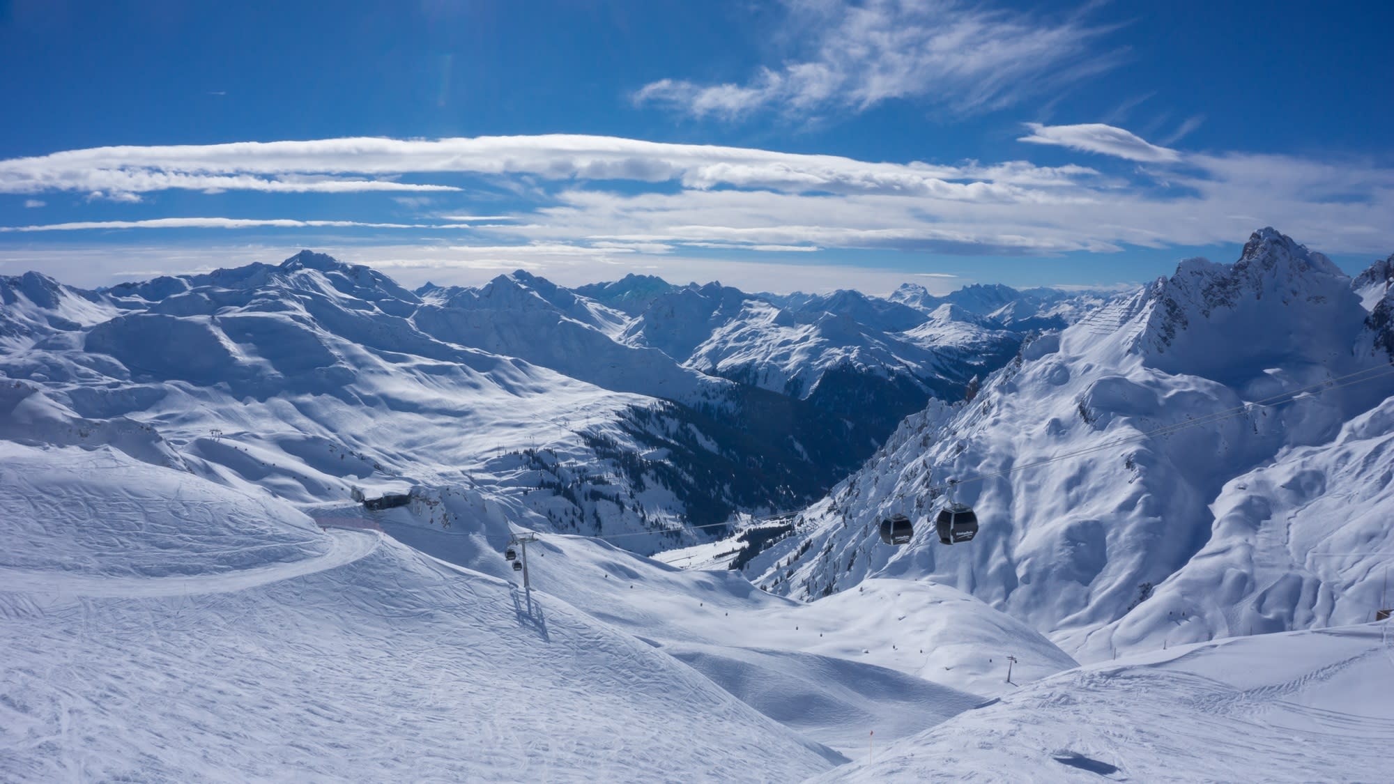 Welche Regeln gelten beim Skifahren?