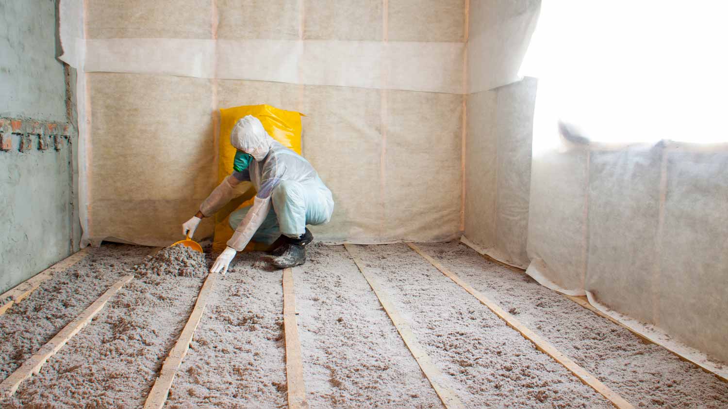 cellulose insulation in floor