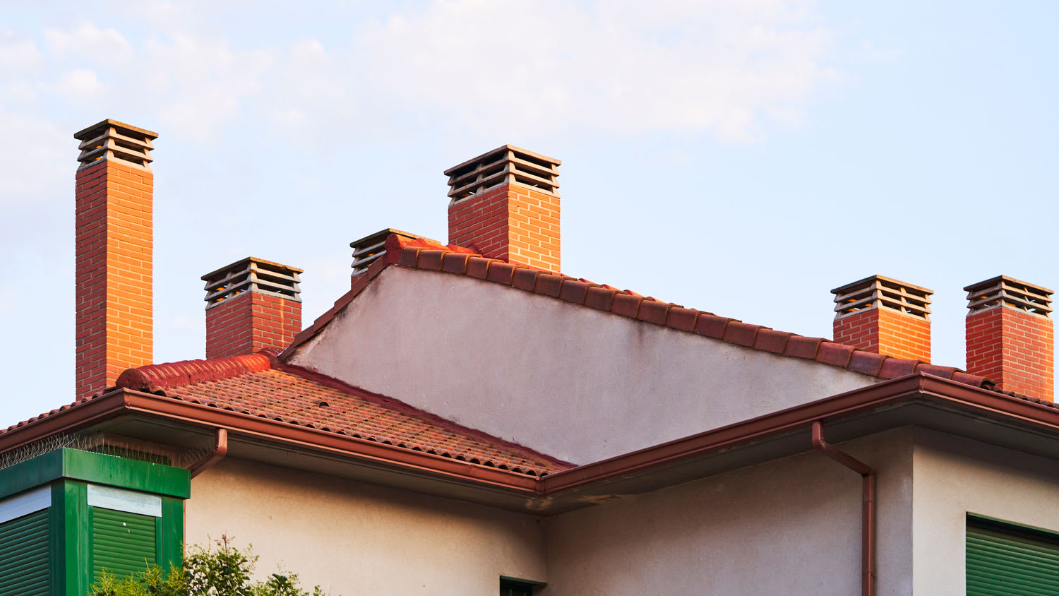 mulitple chimneys