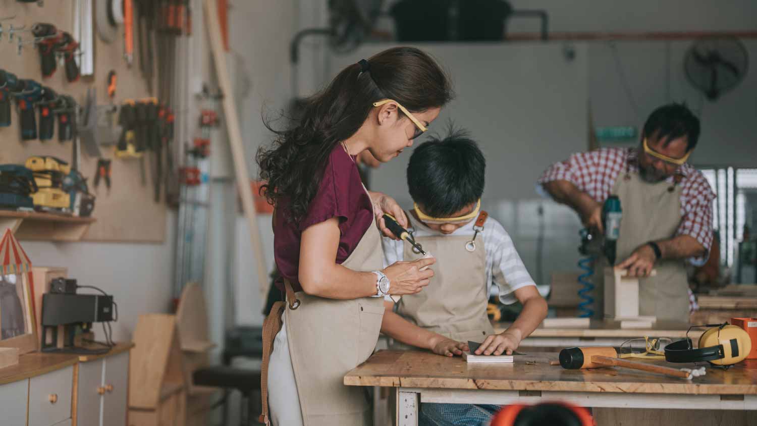 Family doing a workshop together