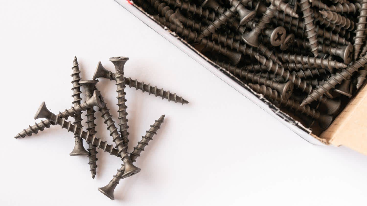 close of drywall screws