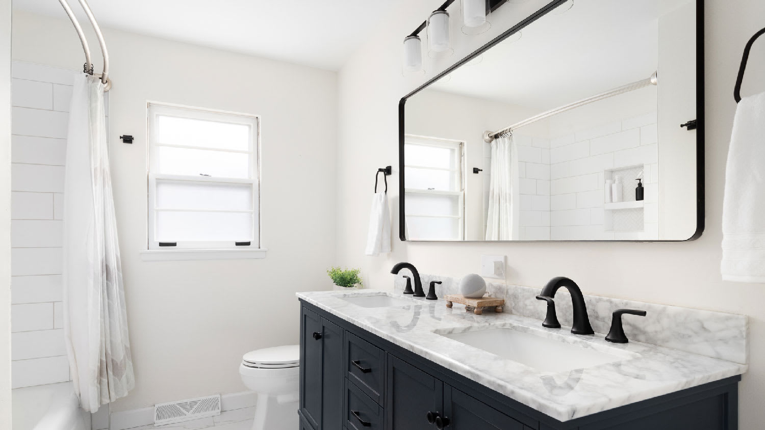 A spacious bathroom