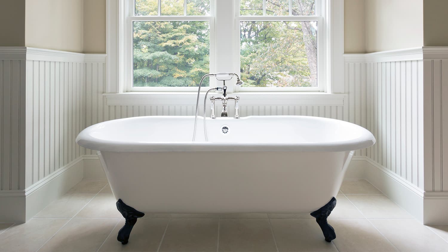 spacious tub in bathroom
