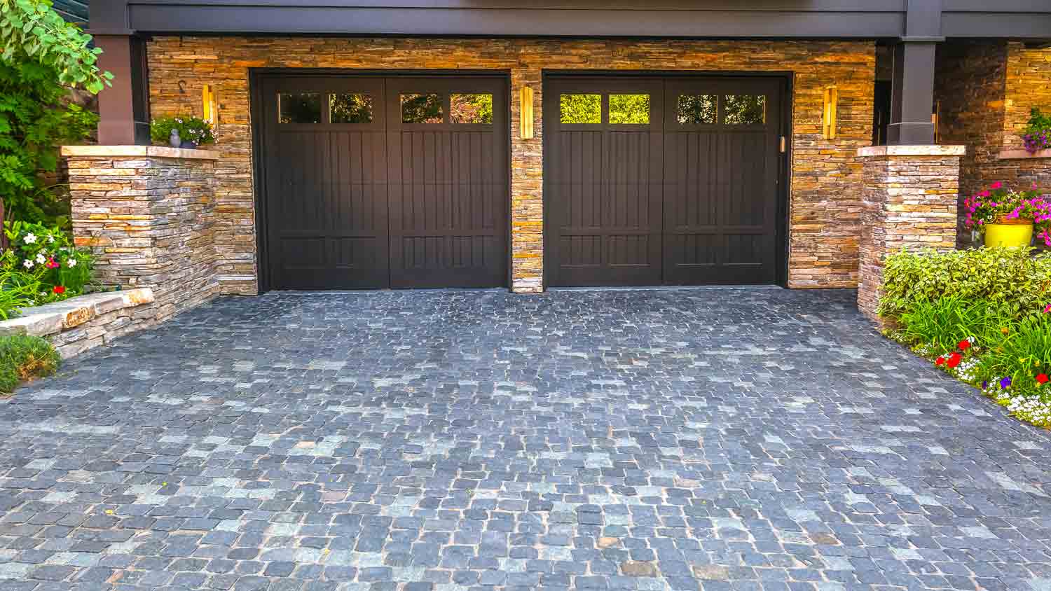 cobble stone driveway