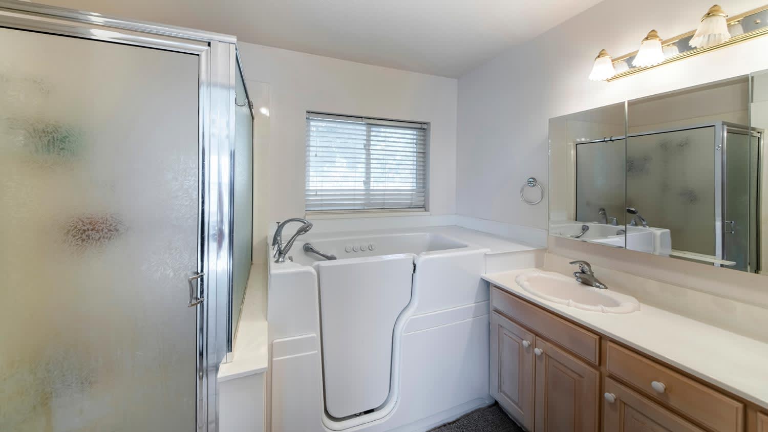 walk in tub for accessibility