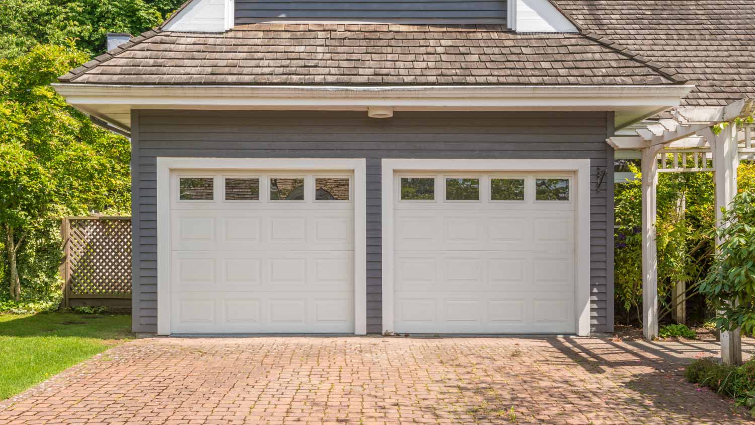 House with double garage door