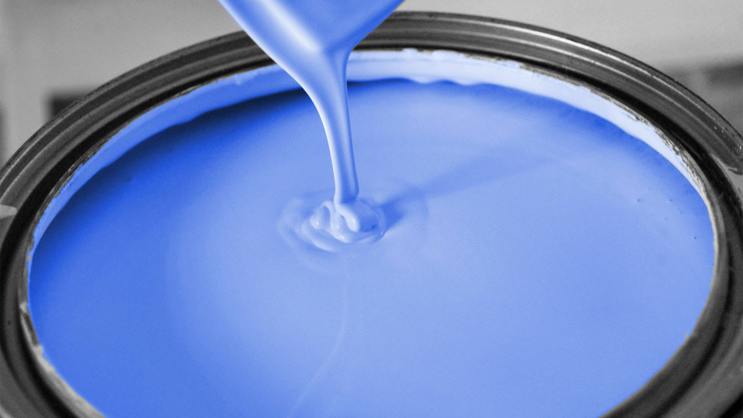 A view of a blue paint can