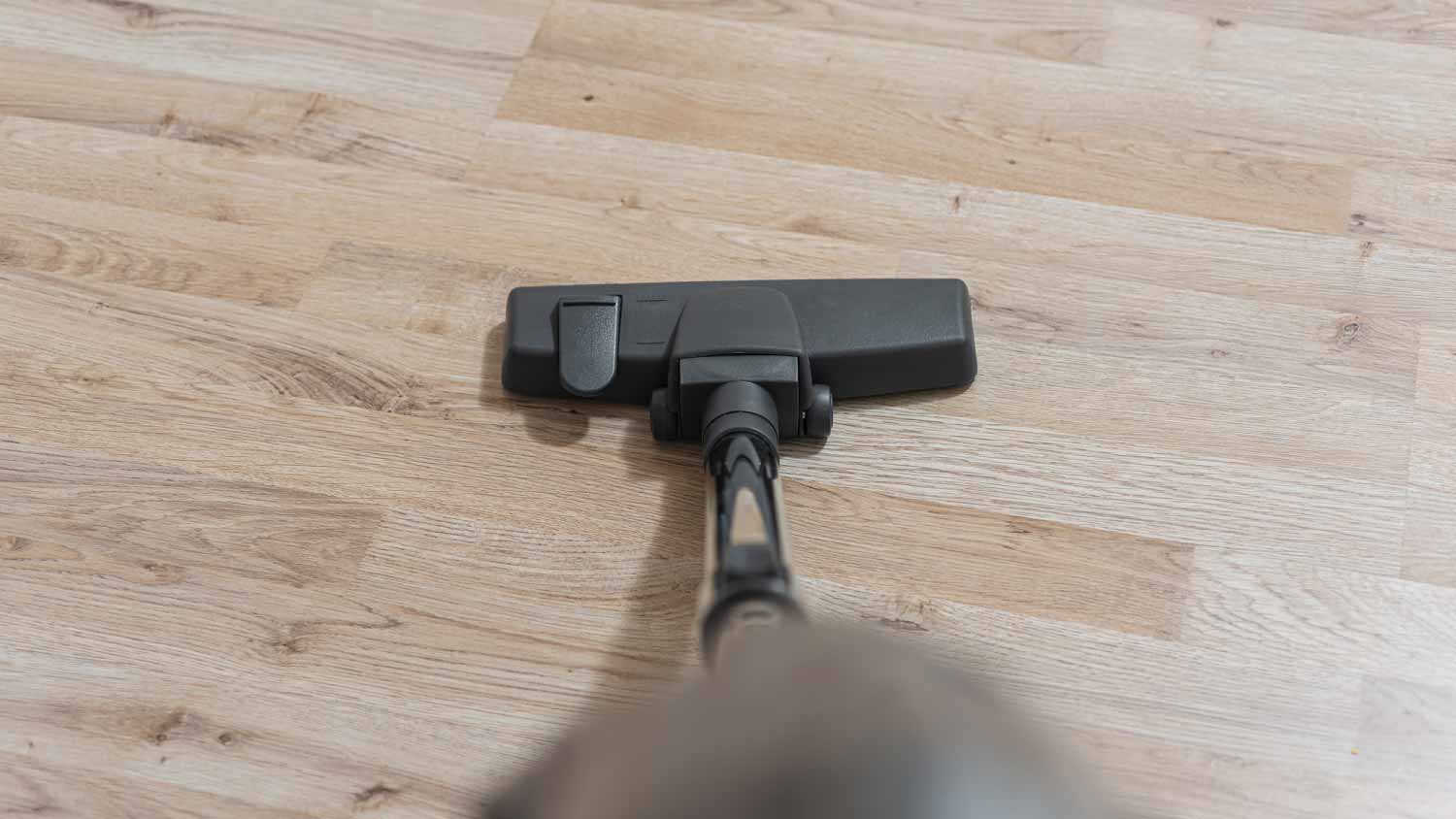 Cleaning wooden floor