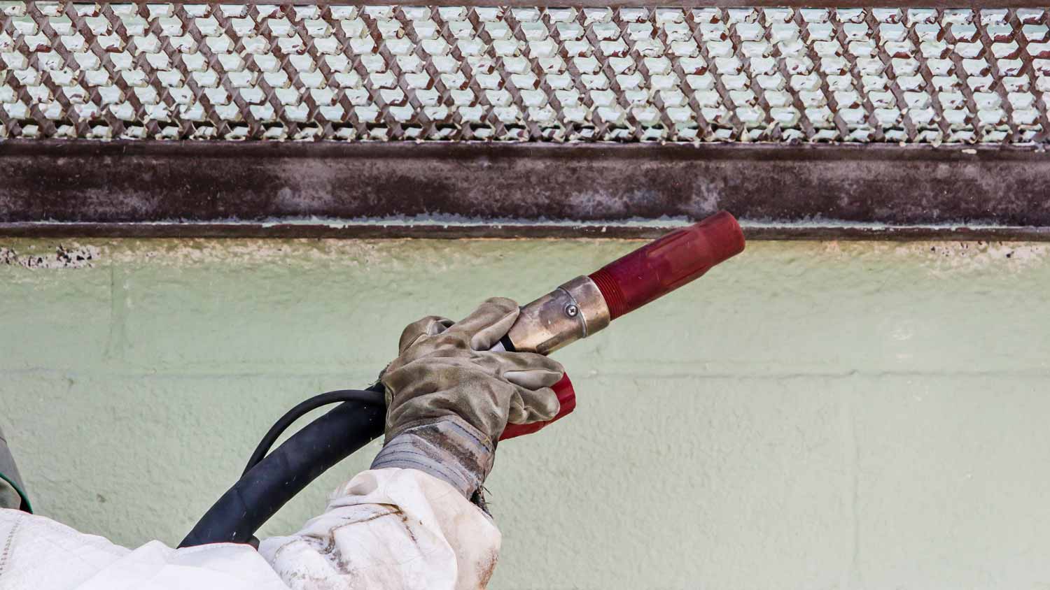 removing paint by sodablasting
