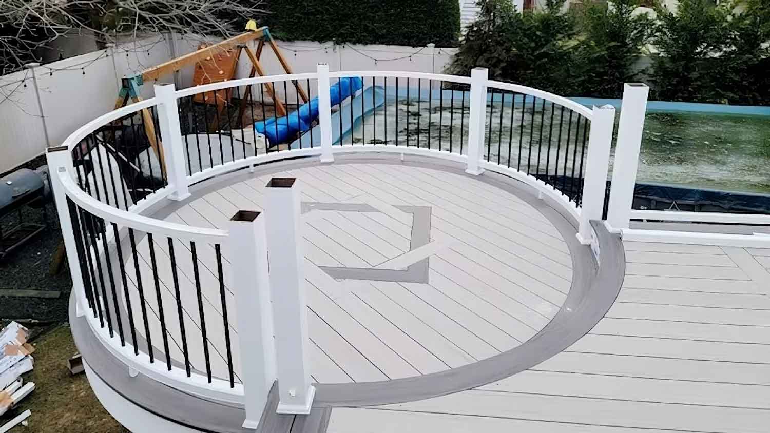 A rounded deck railing