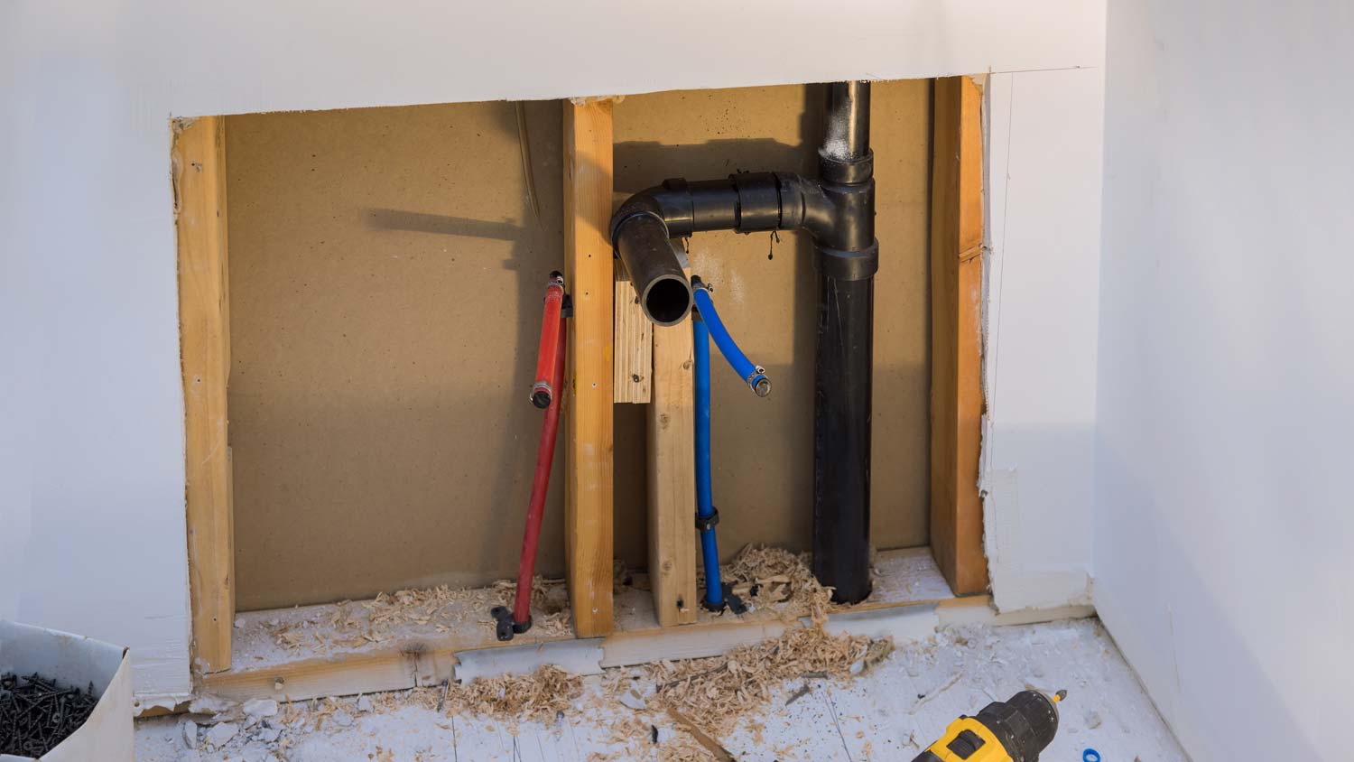 PEX pipes in bathroom sink layout