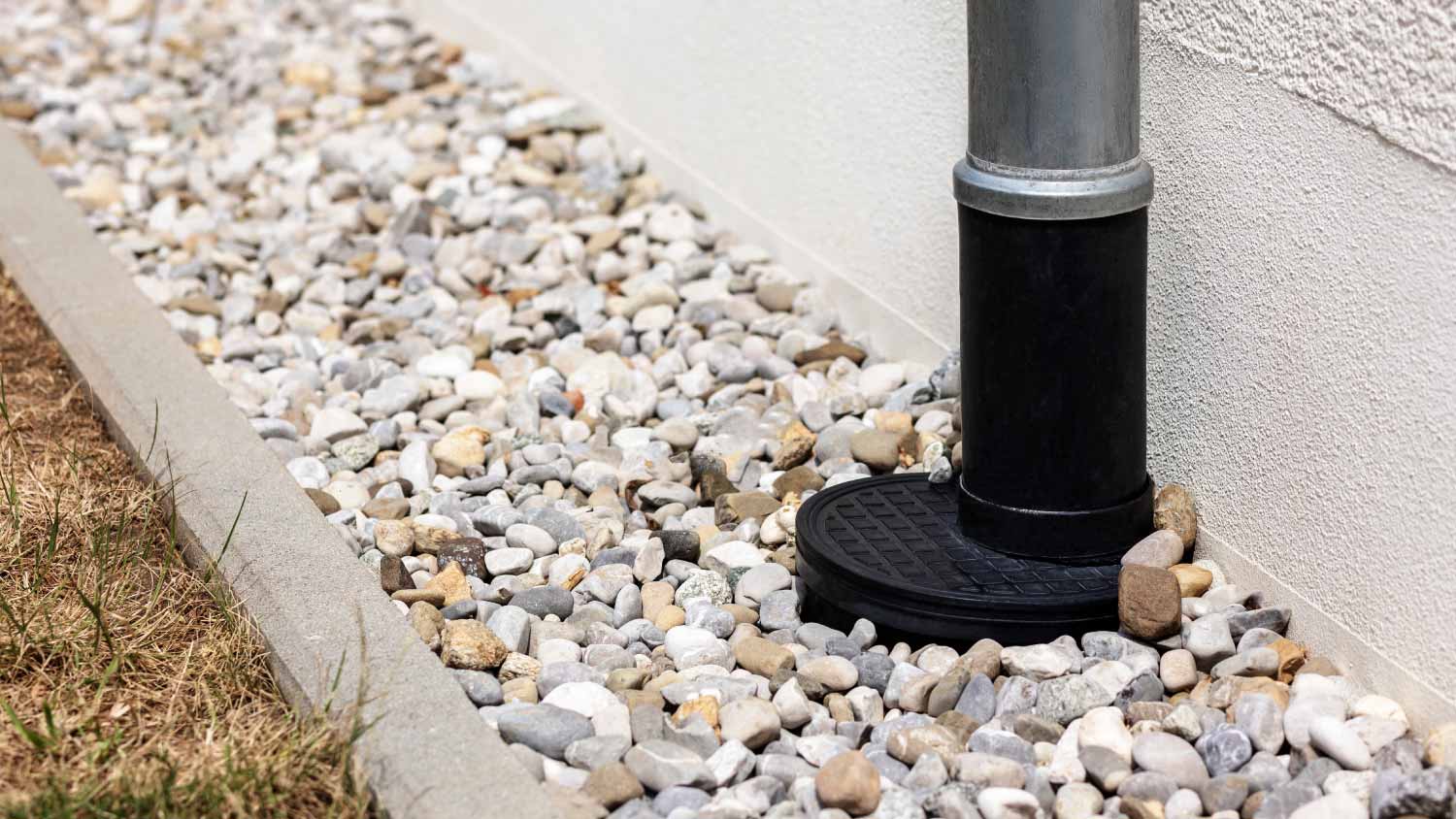 French drain building wall
