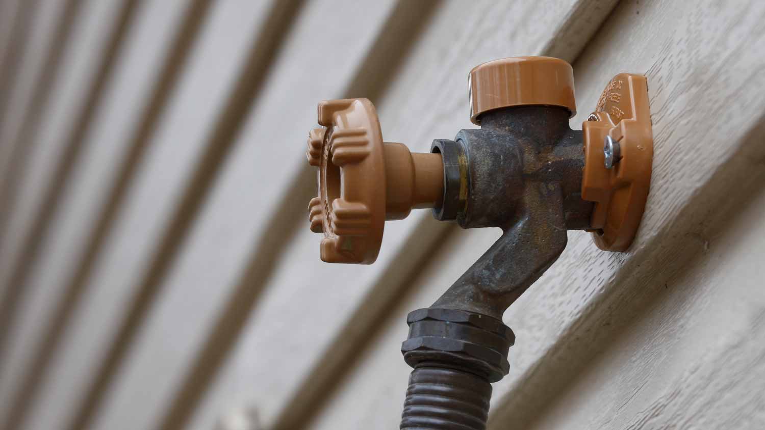 Outdoor garden valve