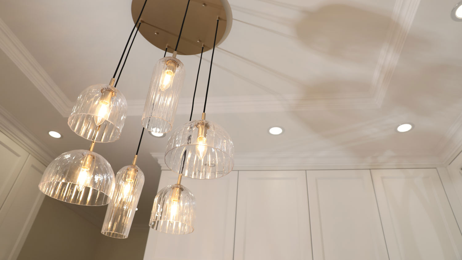 pendant lamps from ceiling