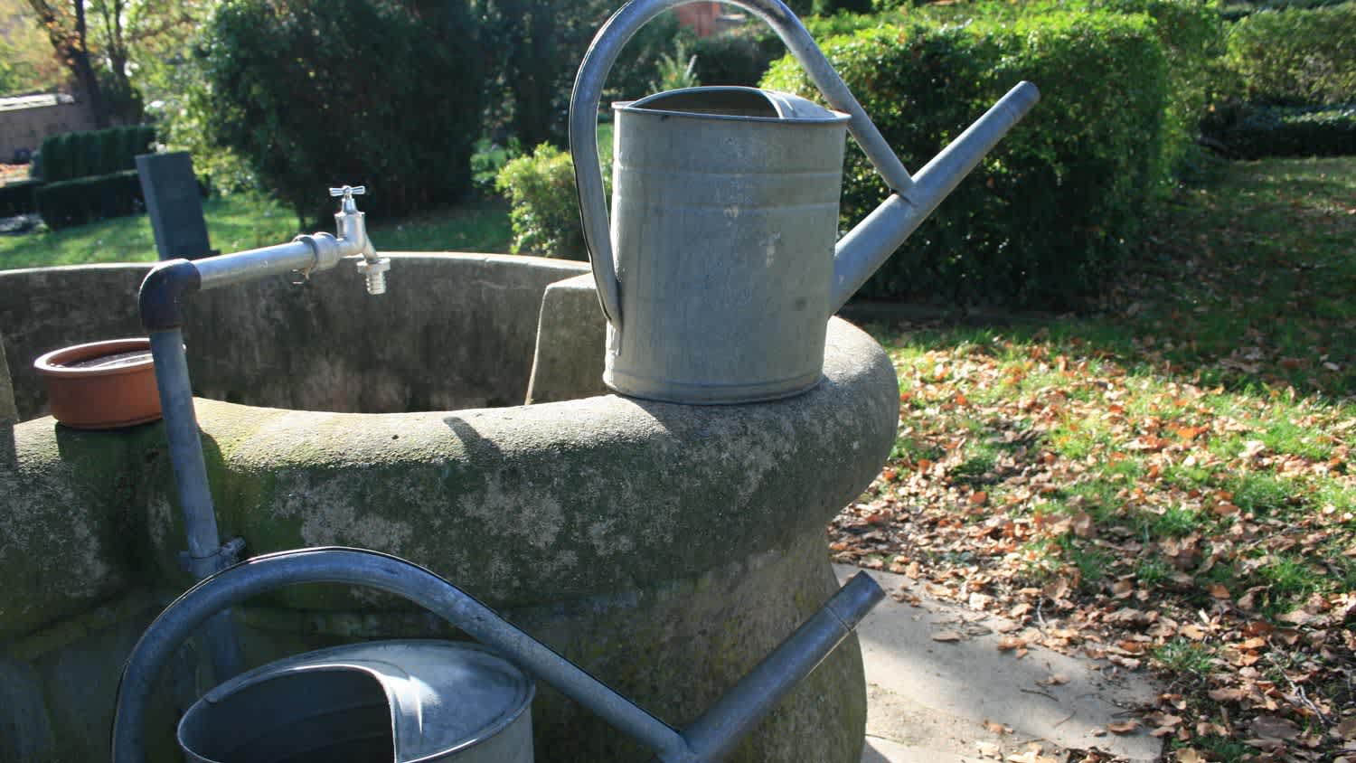 Stone water tap with buckets