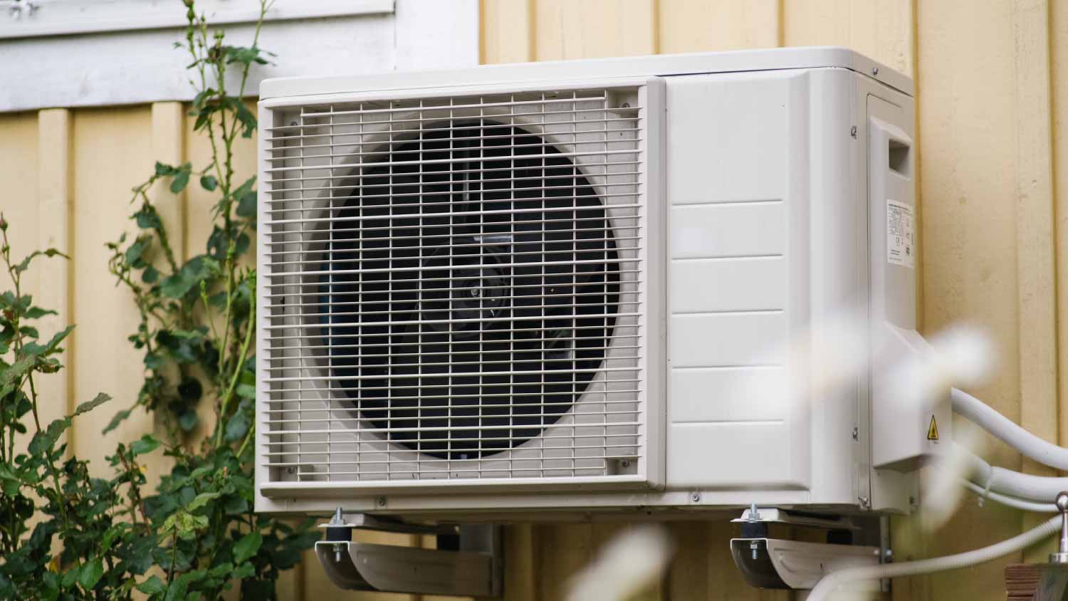 Air conditioning compressor