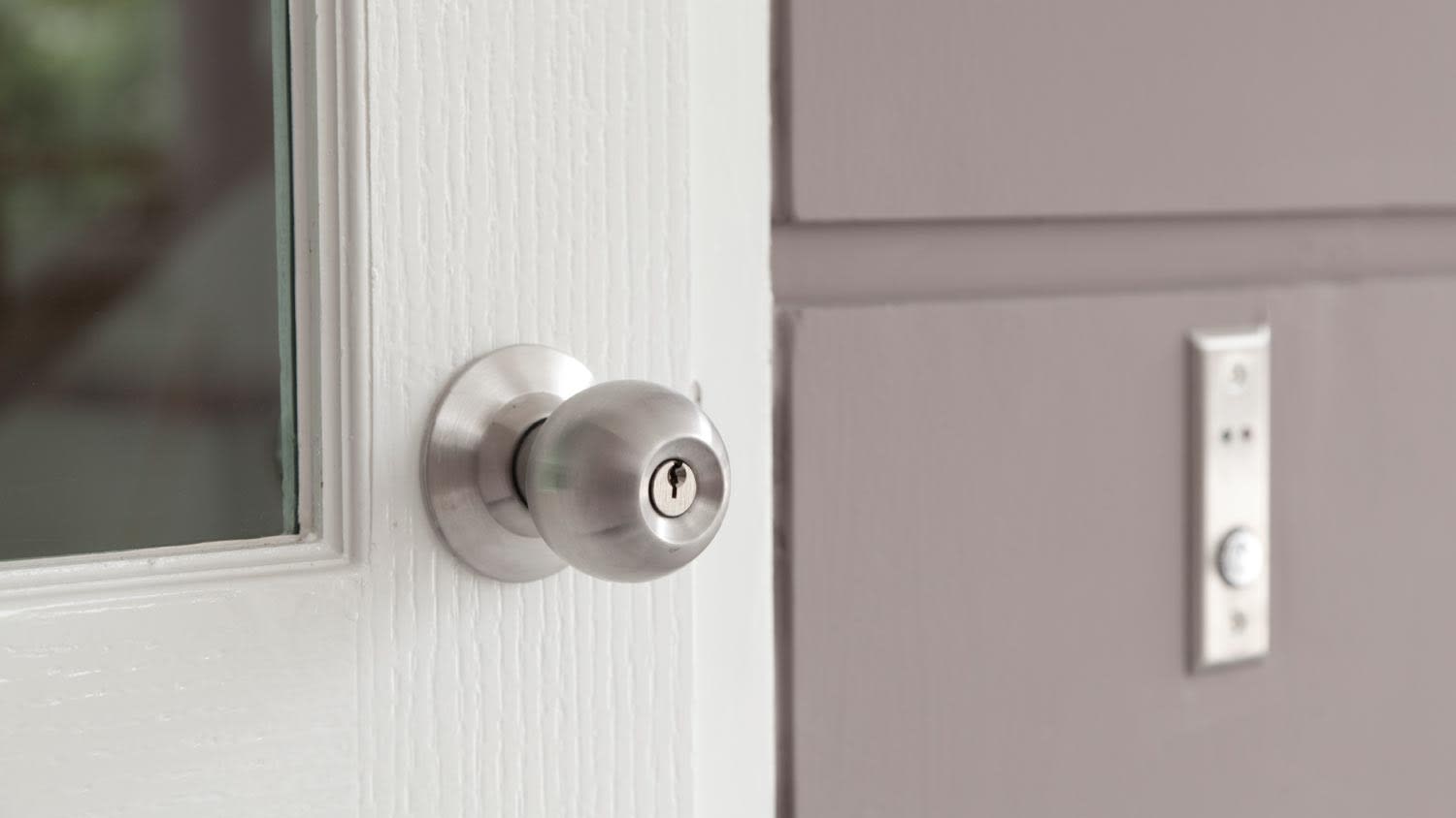 A home stainless door knob