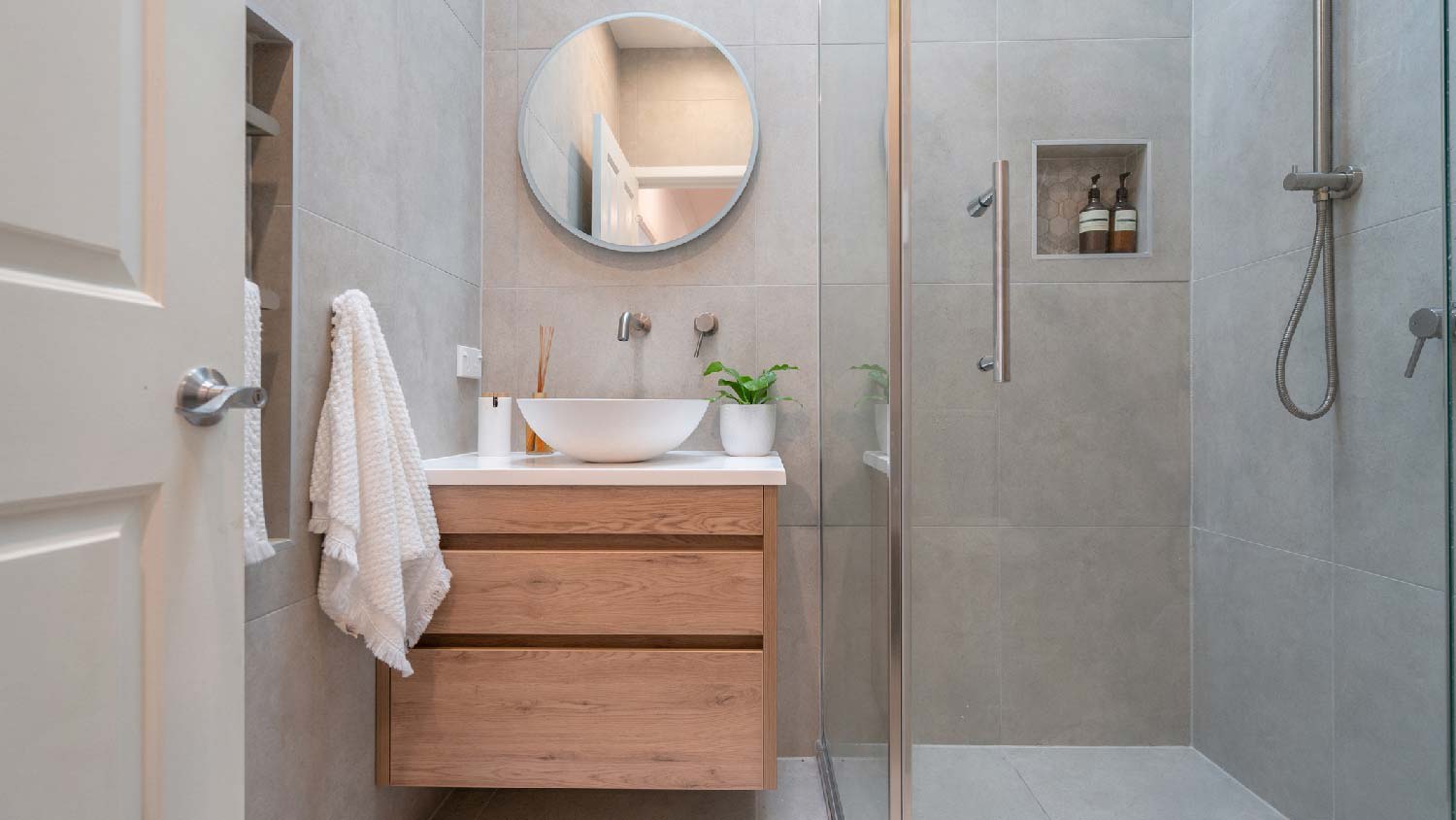 Small Bathroom Shower