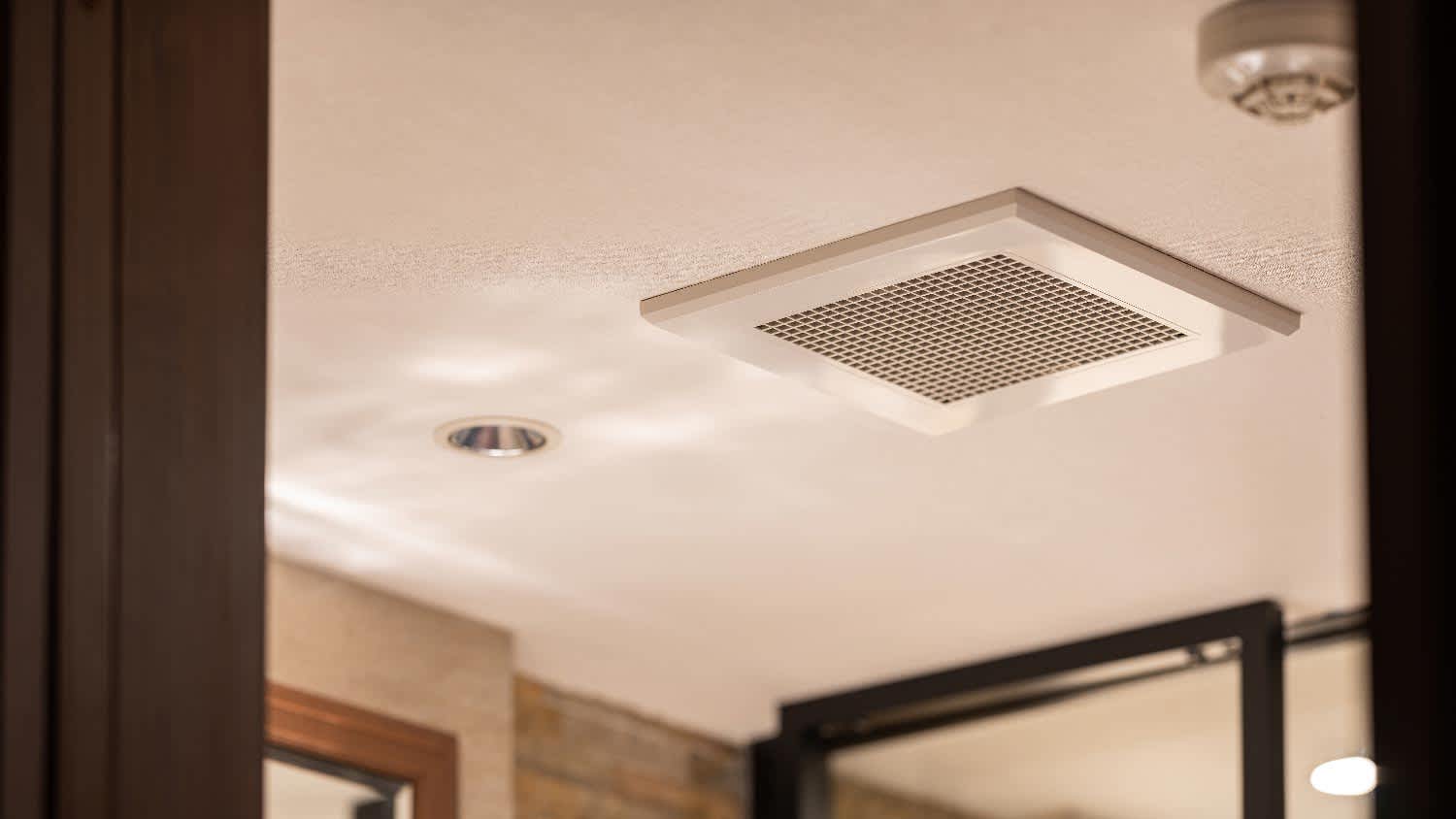 A ceiling air vent