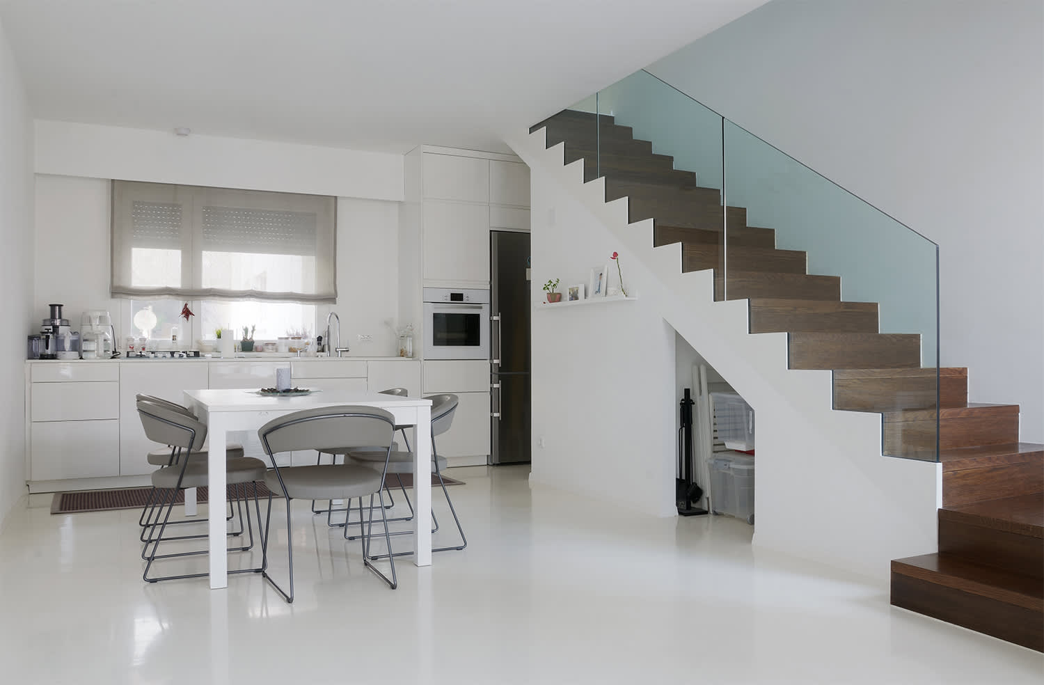 Modern kitchen with epoxy floor