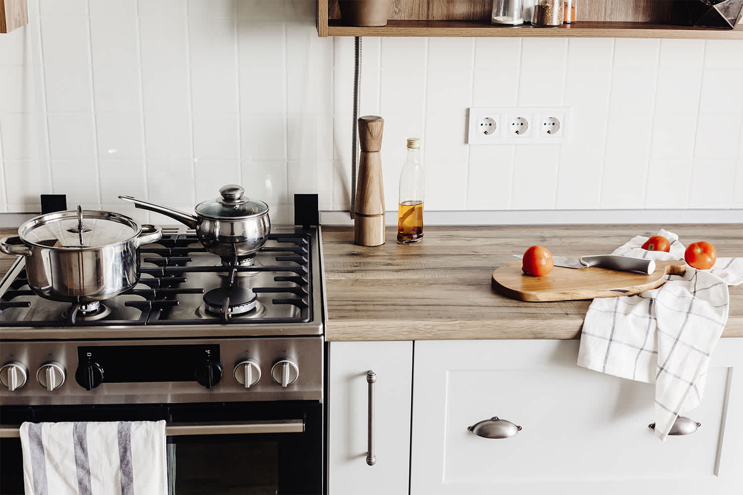 Modern kitchen and stovetop