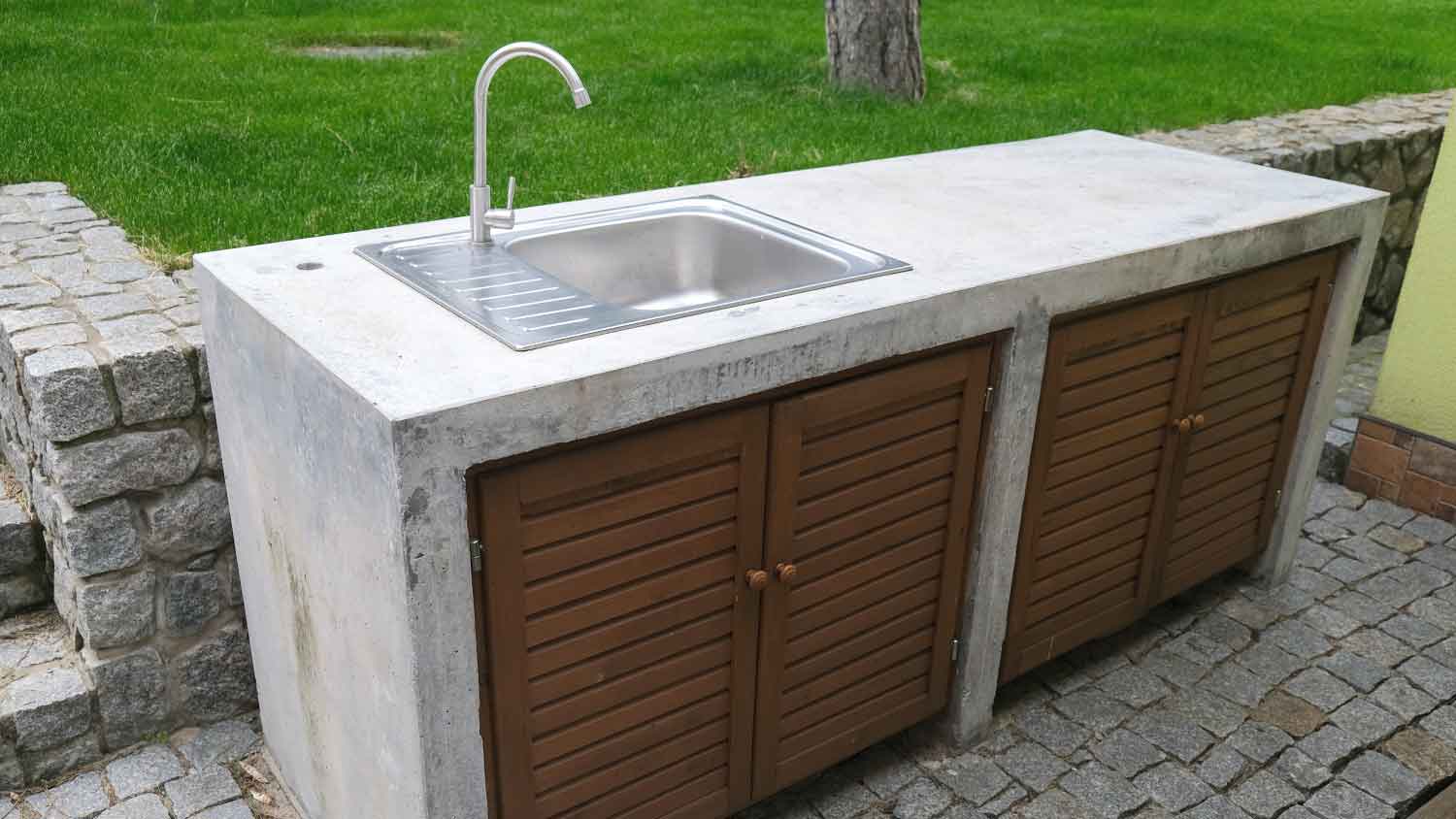 Stainless steel outdoor kitchen sink