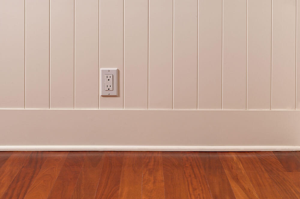 Clean baseboard