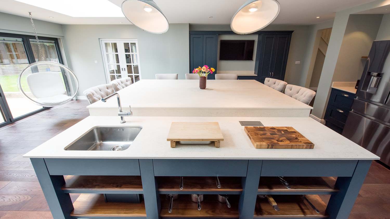 Kitchen with two islands
