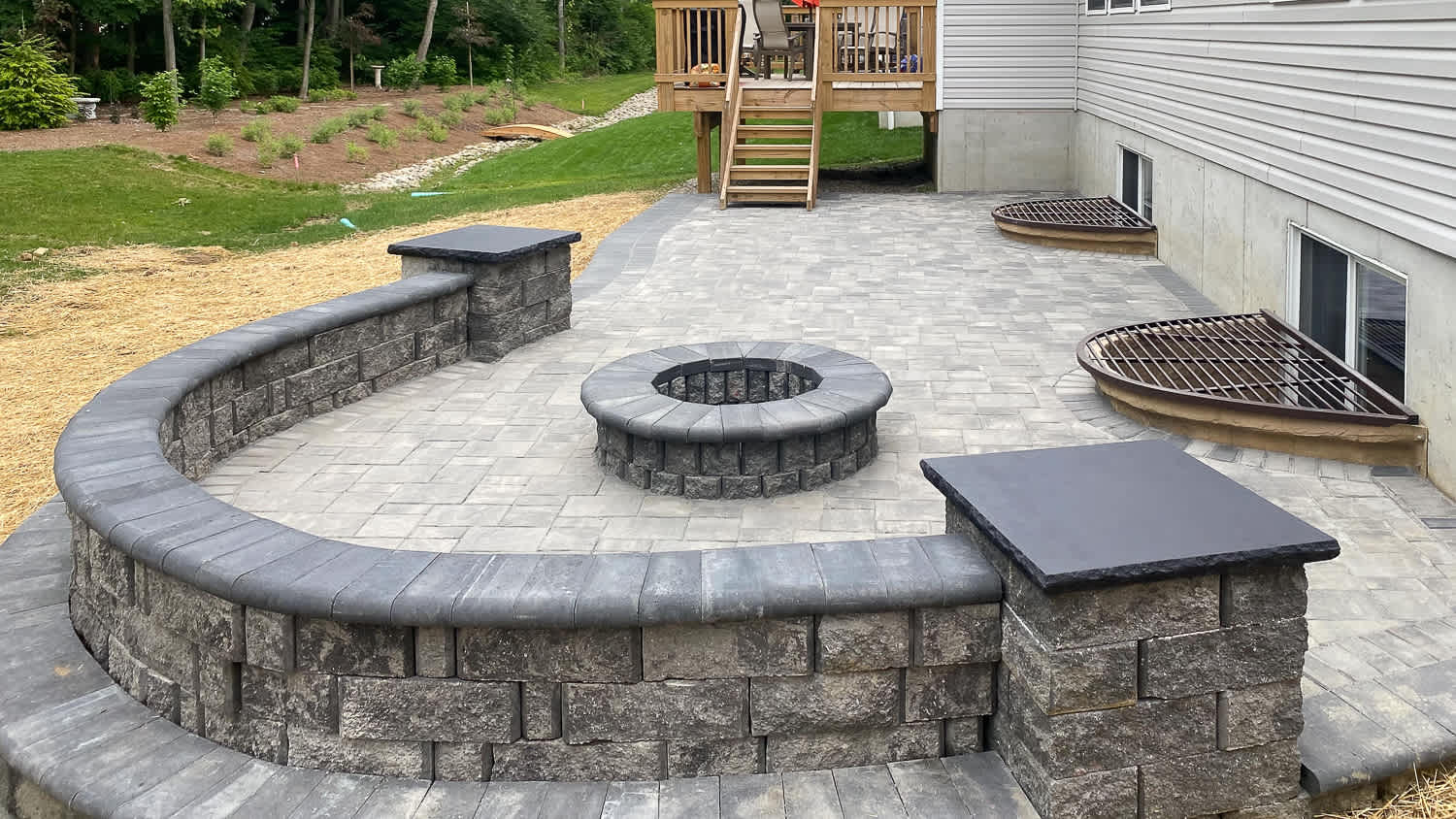 Graphite paver patio with fire pit