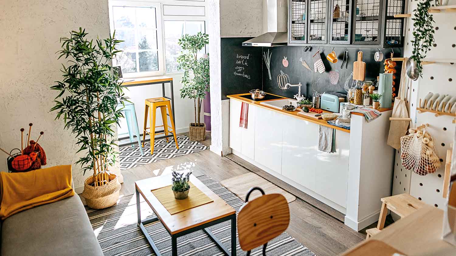 Small apartment with kitchenette