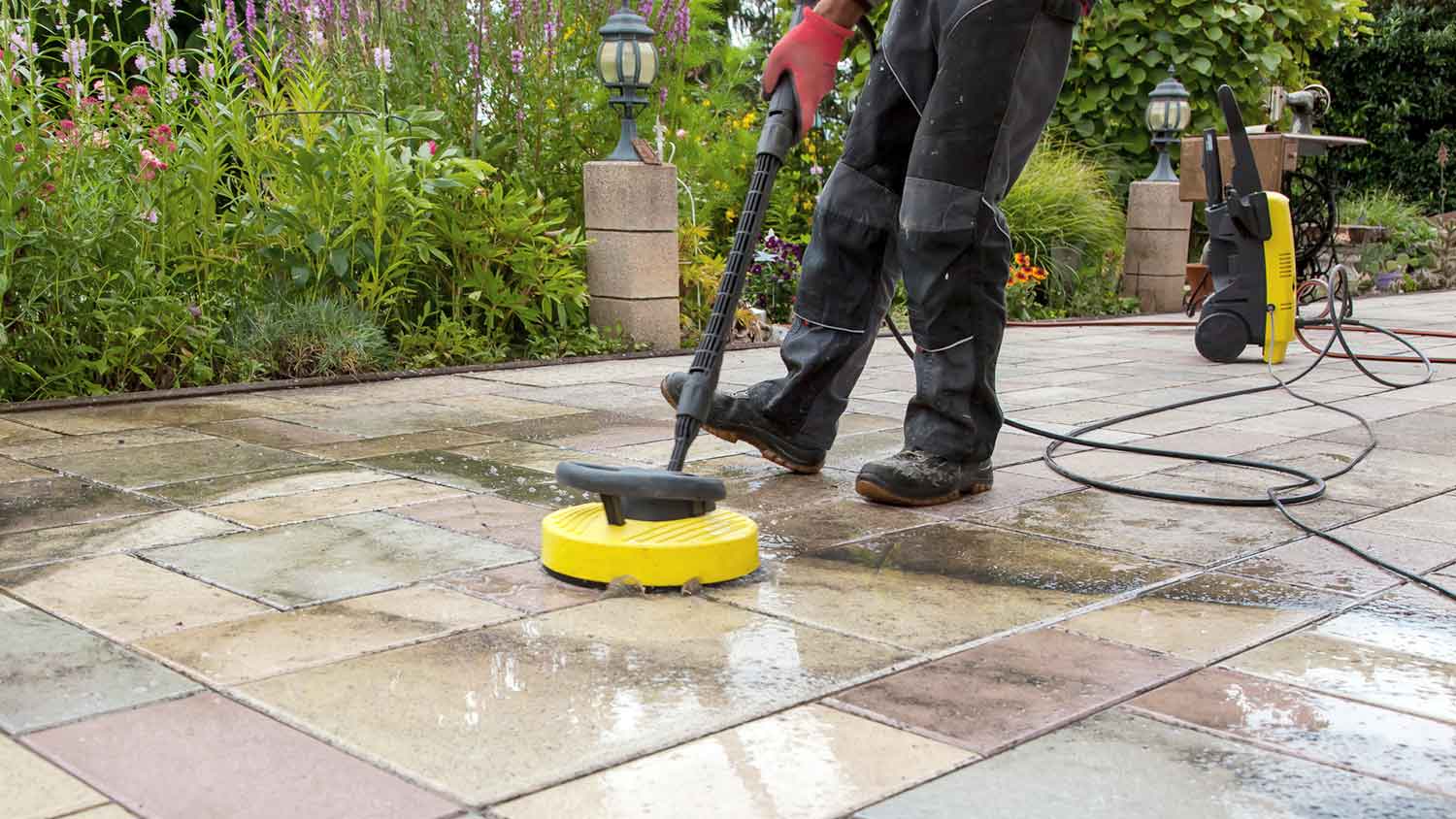 Using surface cleaner to clean concrete slabs