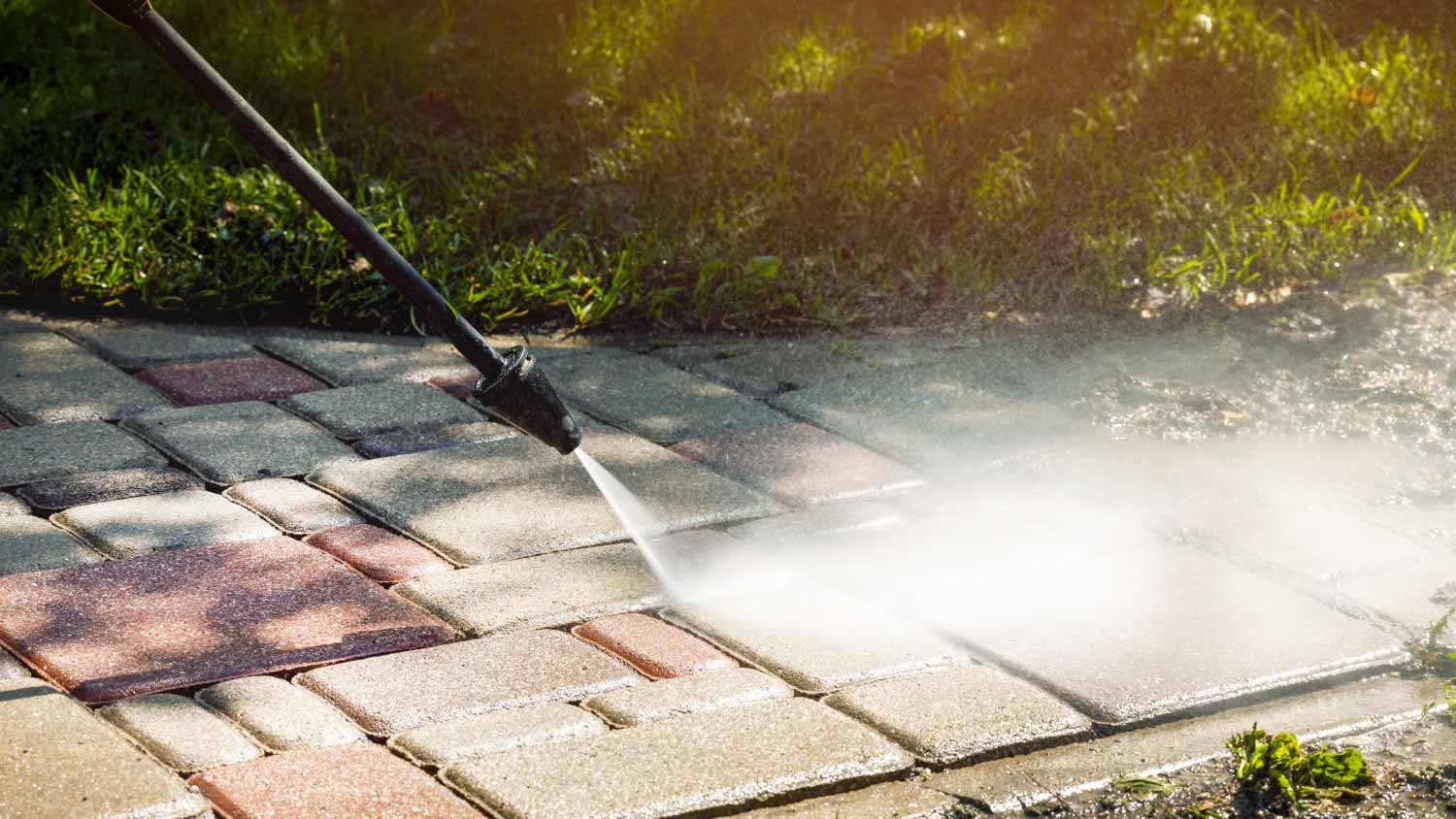 Cleaning with high pressure washer