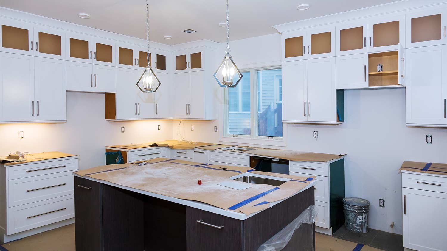 installing ceiling kitchen cabinets