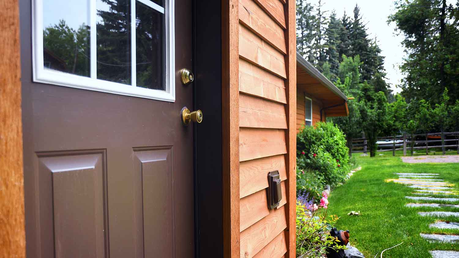 Cabin with clapboard siding