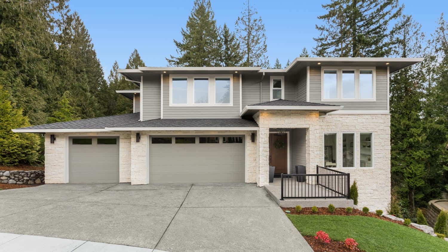 A beautiful luxury home exterior