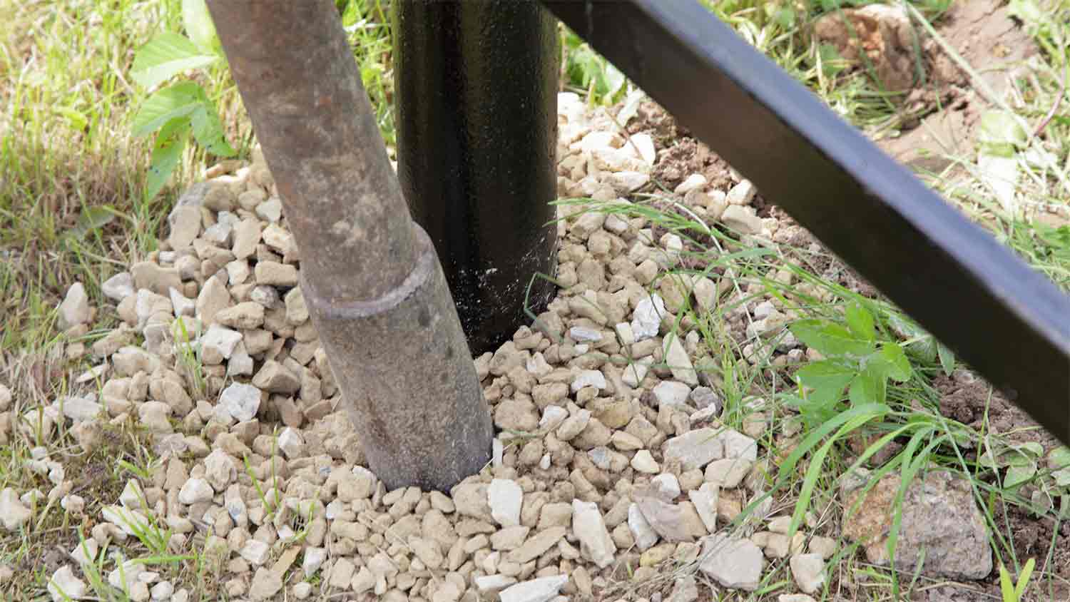 gravel support metal fence post