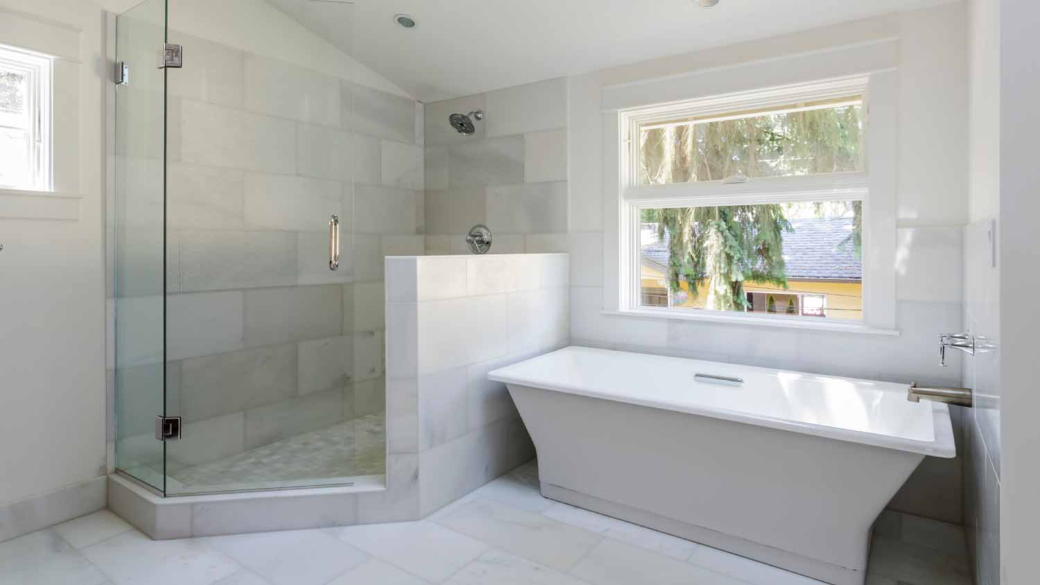 Modern with bathroom with shower and bathtub