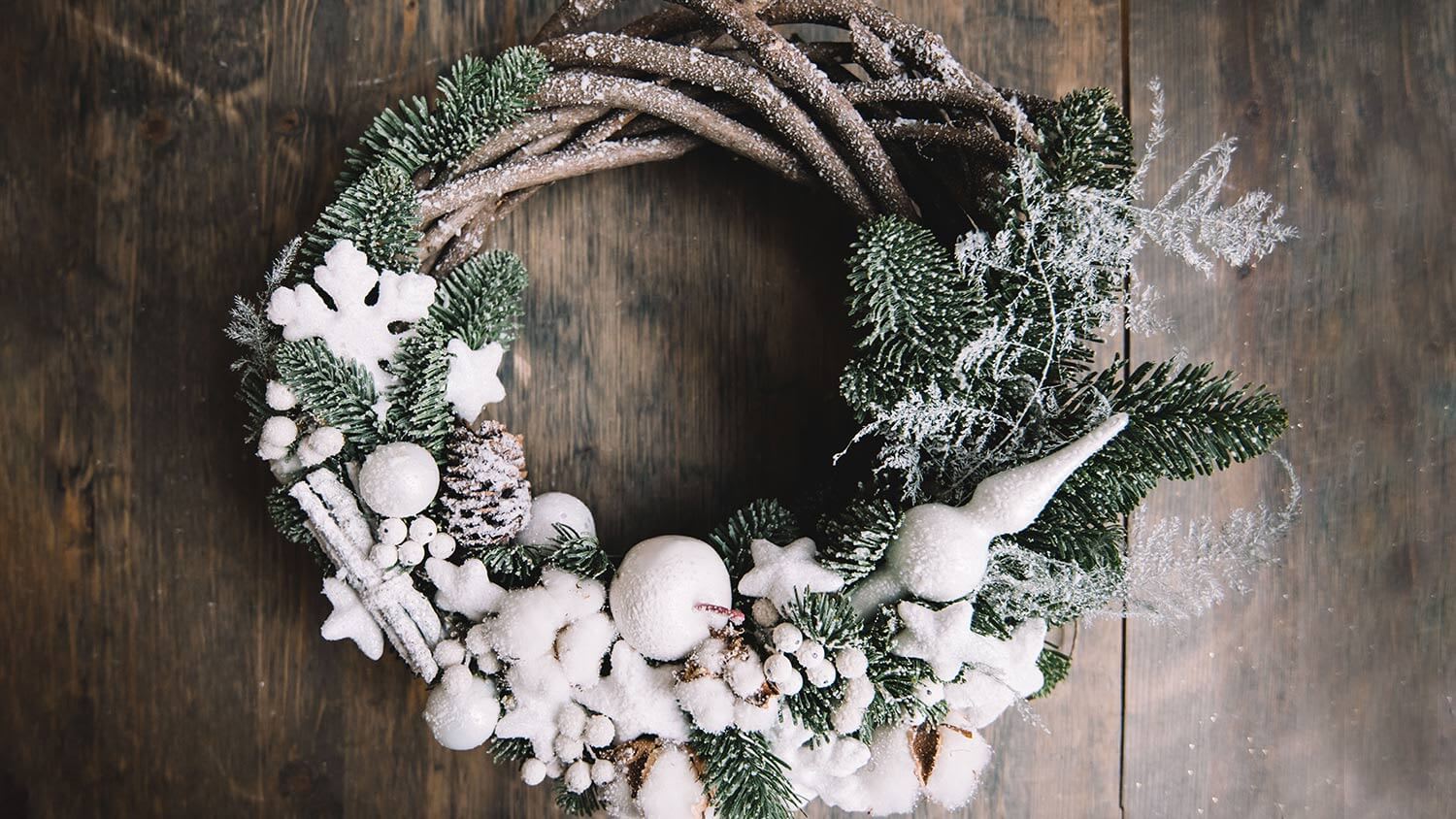 snow ball wreath on door