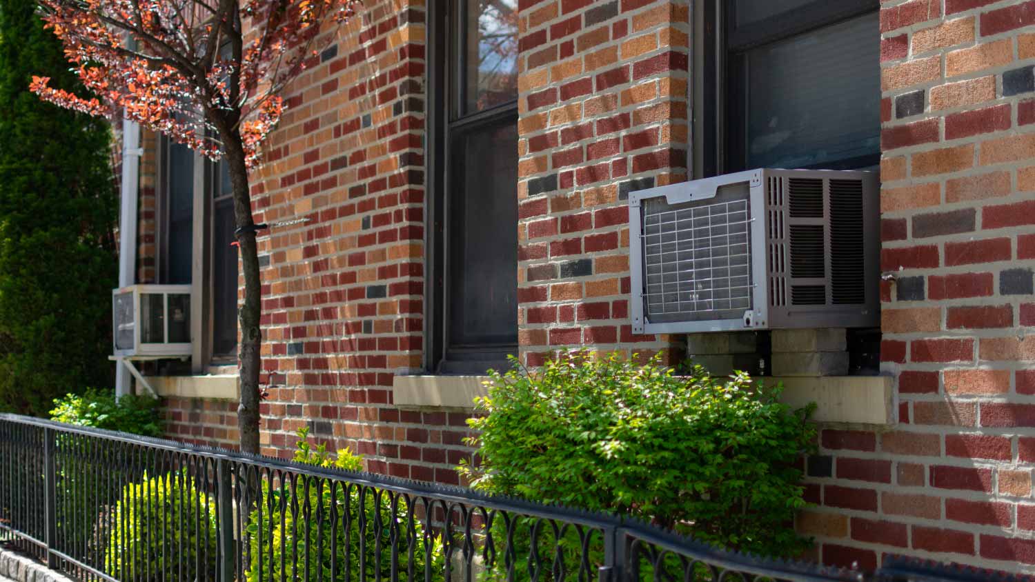 Outdoor window air conditioning