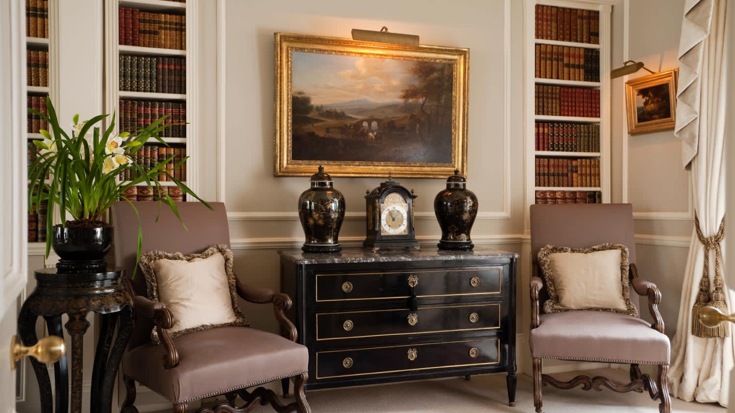 A luxury home library