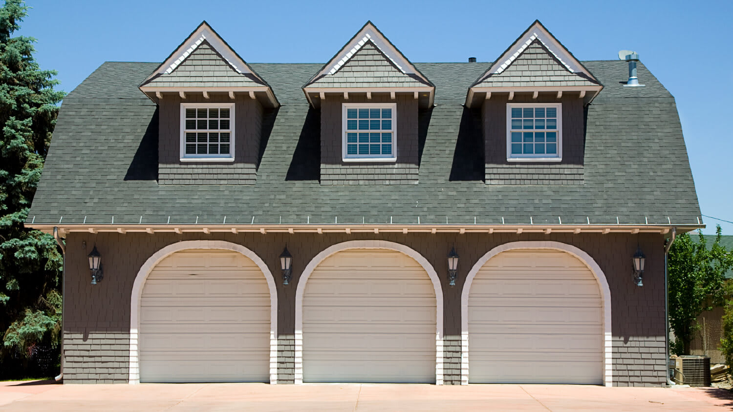 detached victorian style garage