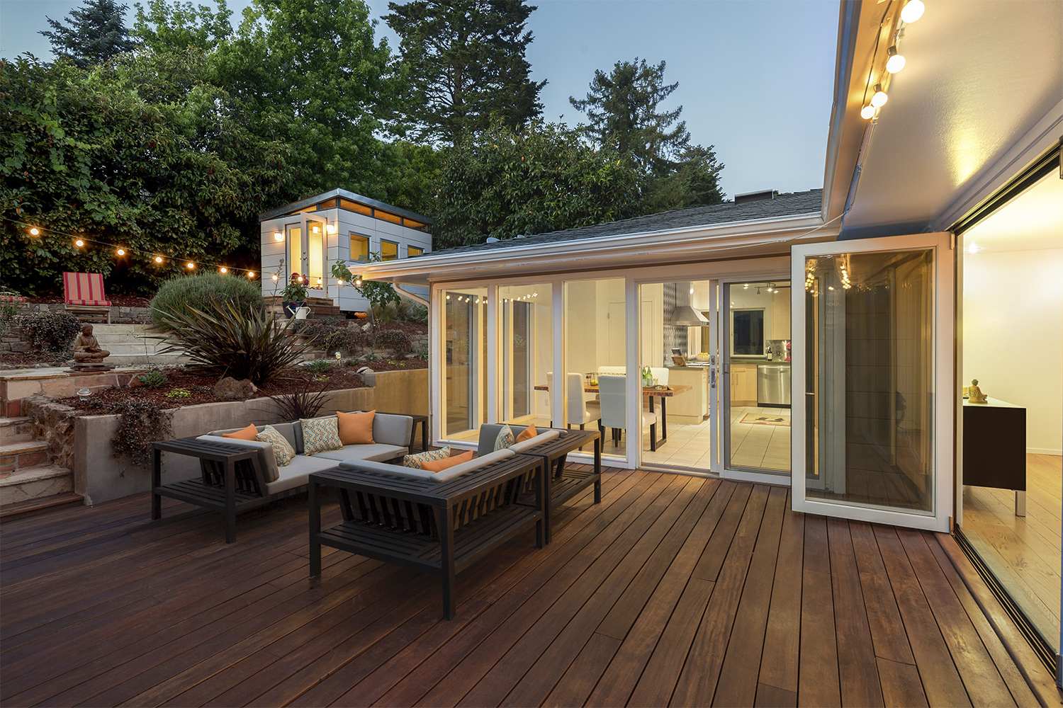 Modern backyard deck