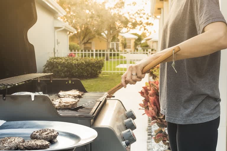 Gas grill