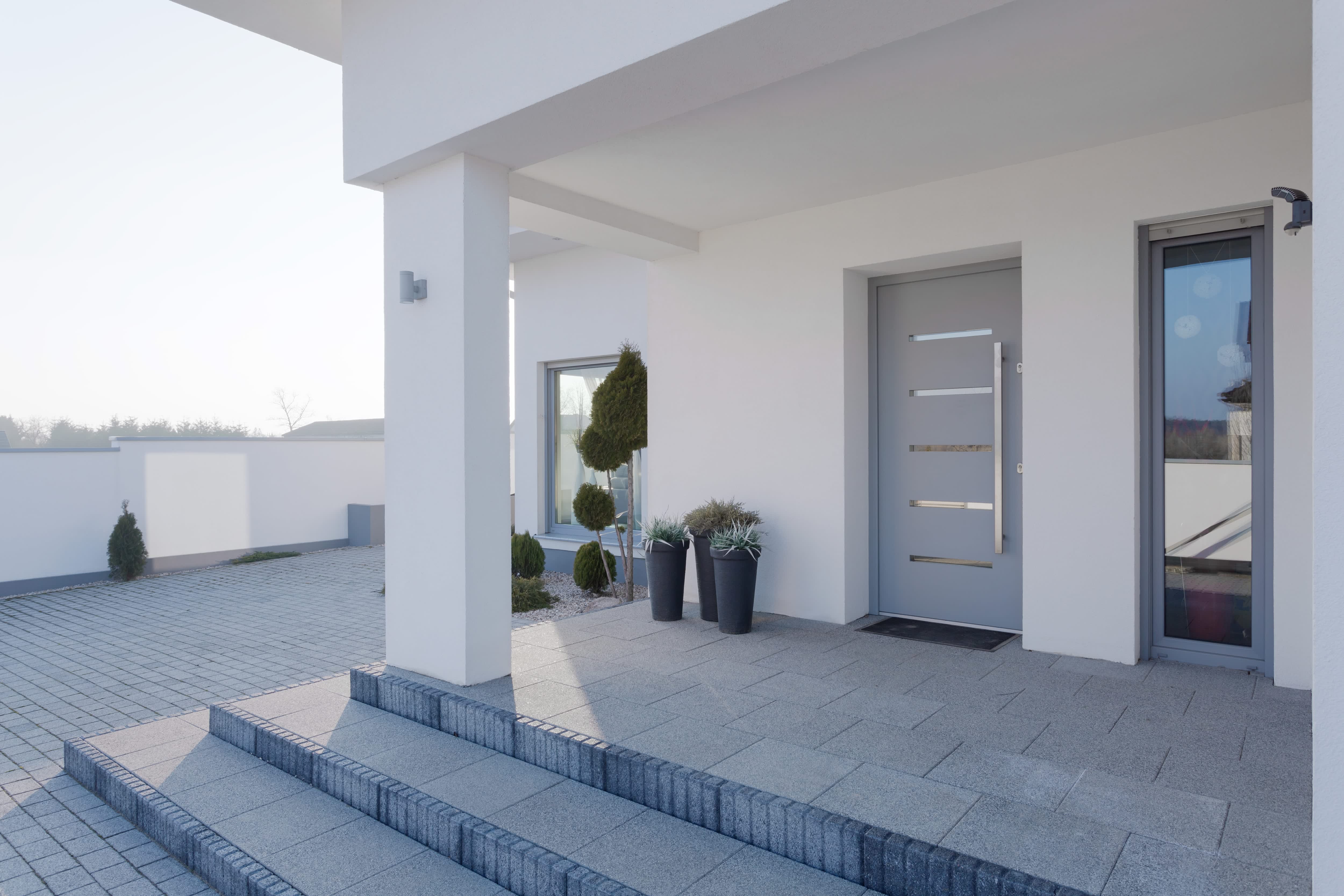 Front entryway to modern home
