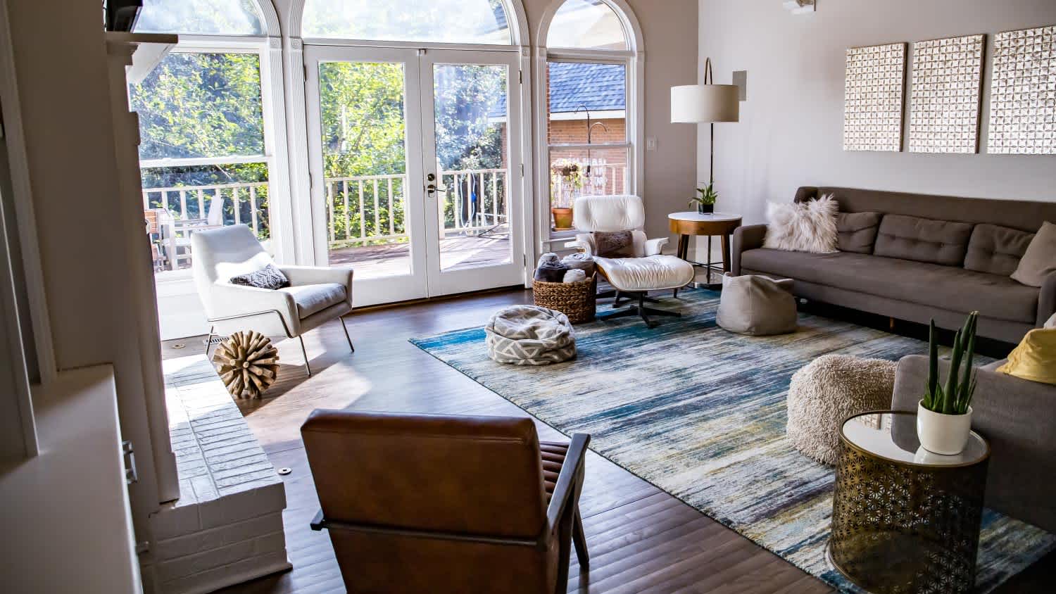 Mid century modern contemporary style living room