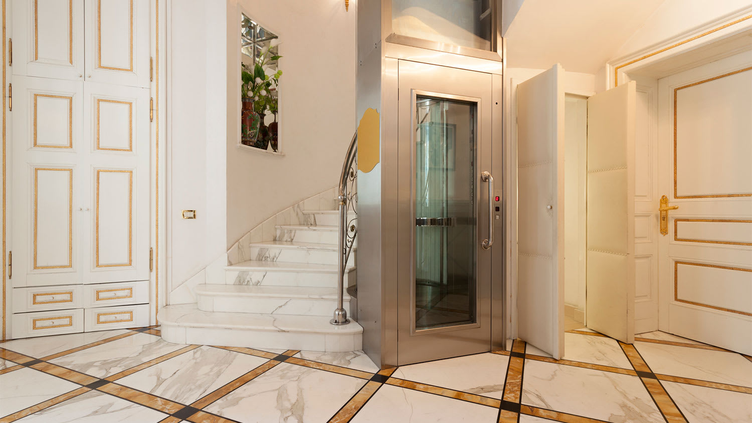 Elevator in luxury home