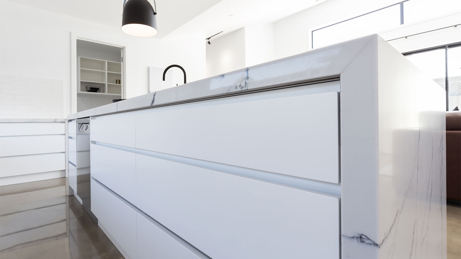 A mitered edge countertop