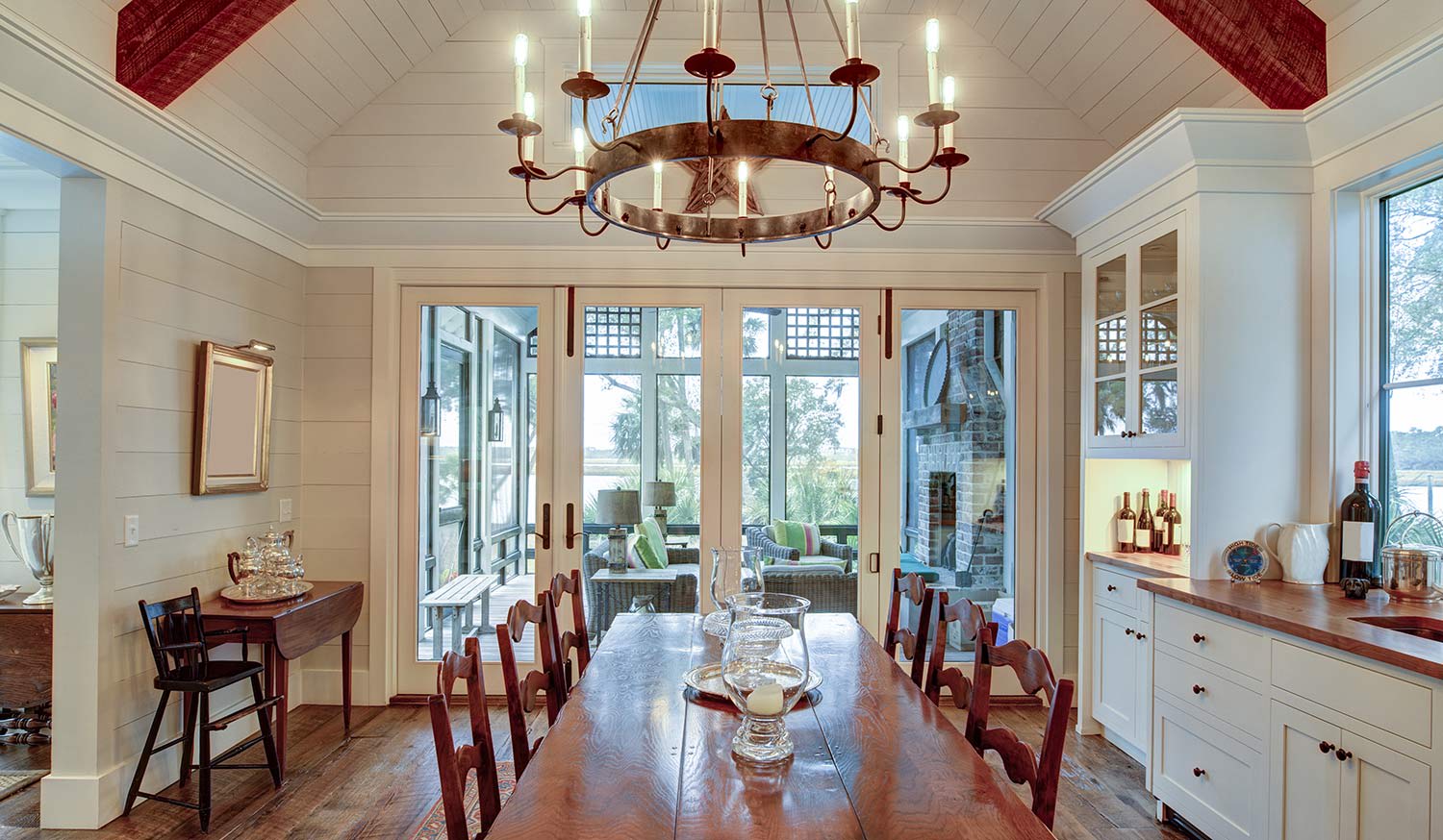 Dining room with floor to ceiling shiplap