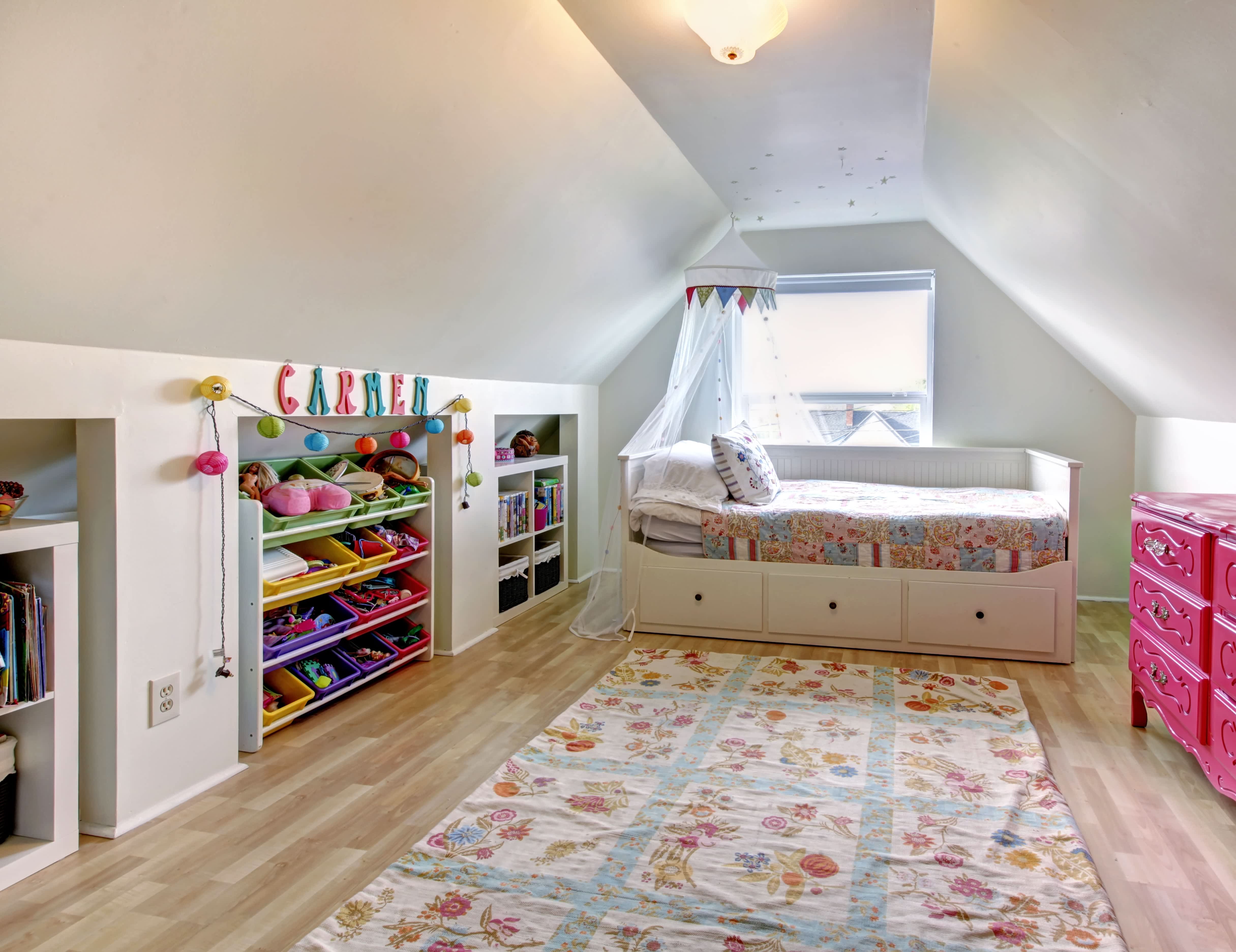 Child’s room with built-in storage shelving