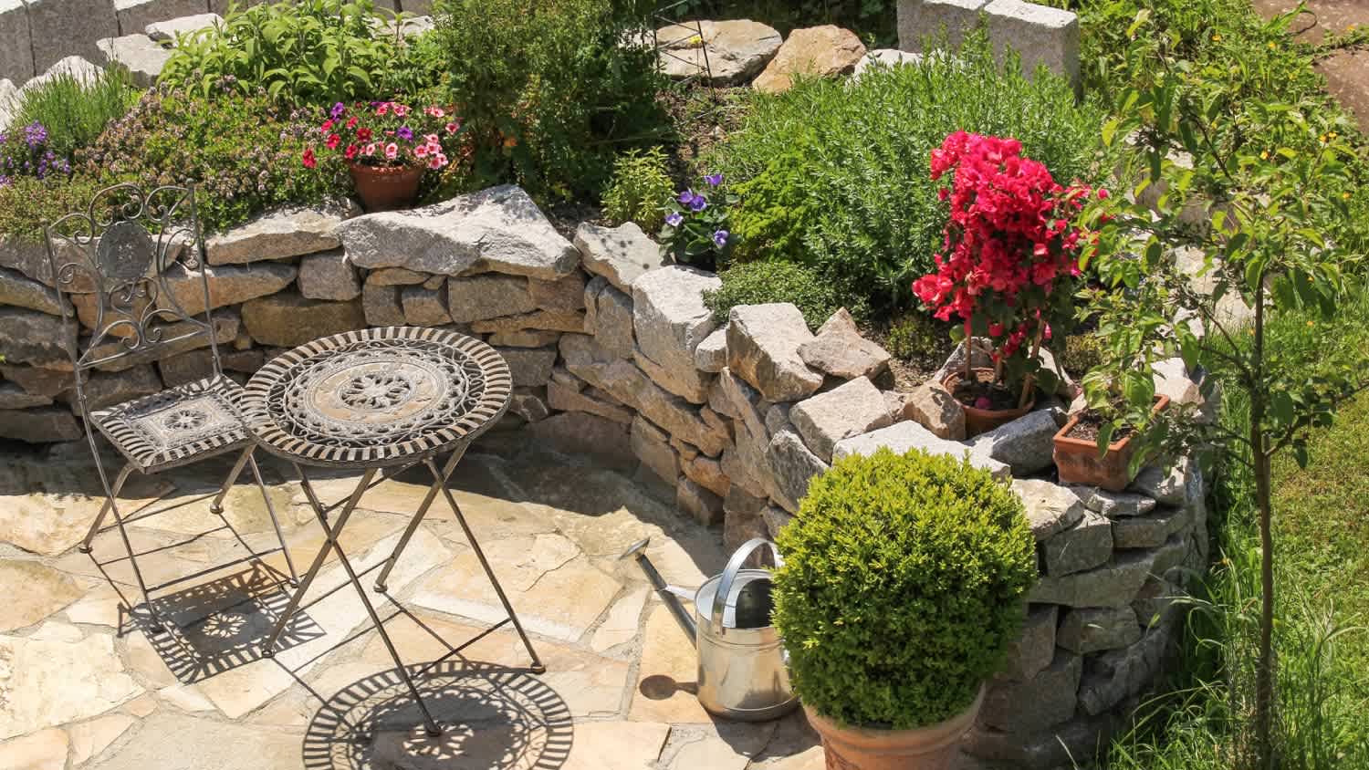 A paved seat place in the garden